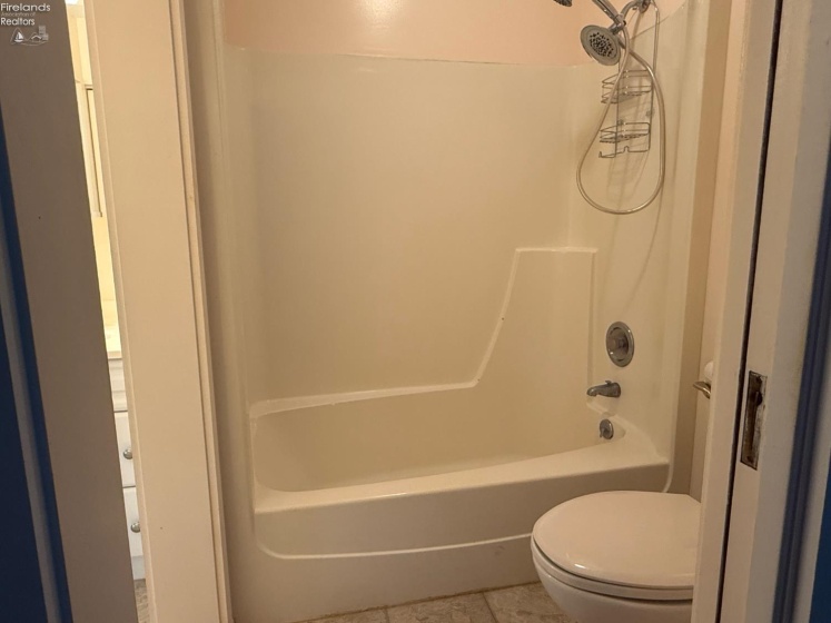 1100 By the Shores Drive, Huron, 44839, 2 Bedroom Bedrooms, ,2 BathroomBathrooms,Residential,For Sale,By the Shores,20263421