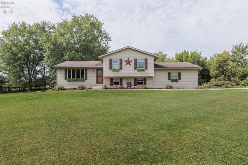 246 Portage Path, Willard, 44890, 3 Bedroom Bedrooms, ,2 BathroomBathrooms,Residential,For Sale,Portage Path,20263505