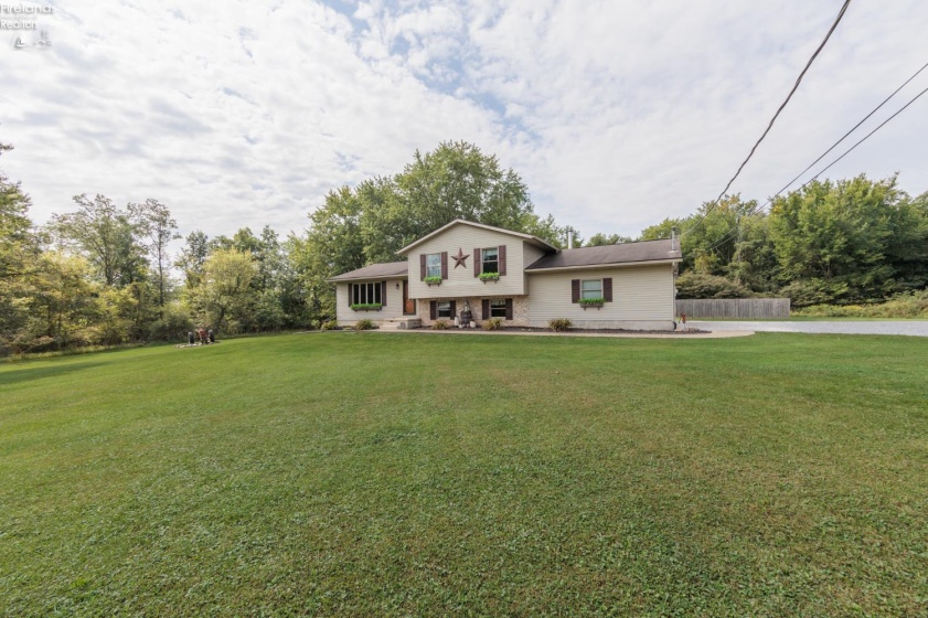 246 Portage Path, Willard, 44890, 3 Bedroom Bedrooms, ,2 BathroomBathrooms,Residential,For Sale,Portage Path,20263505