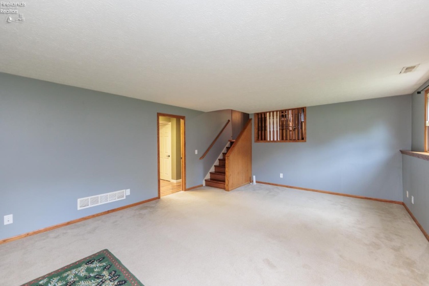 246 Portage Path, Willard, 44890, 3 Bedroom Bedrooms, ,2 BathroomBathrooms,Residential,For Sale,Portage Path,20263505
