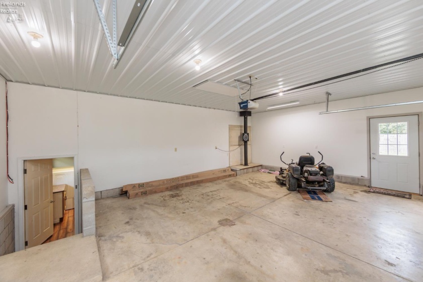 246 Portage Path, Willard, 44890, 3 Bedroom Bedrooms, ,2 BathroomBathrooms,Residential,For Sale,Portage Path,20263505