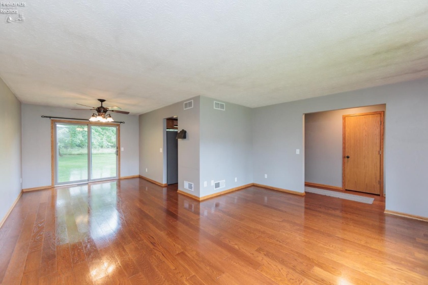 246 Portage Path, Willard, 44890, 3 Bedroom Bedrooms, ,2 BathroomBathrooms,Residential,For Sale,Portage Path,20263505