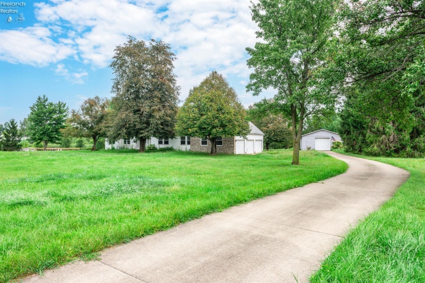 12201 Green Road, Wakeman, 44889, 3 Bedroom Bedrooms, ,3 BathroomBathrooms,Residential,For Sale,Green,20263463