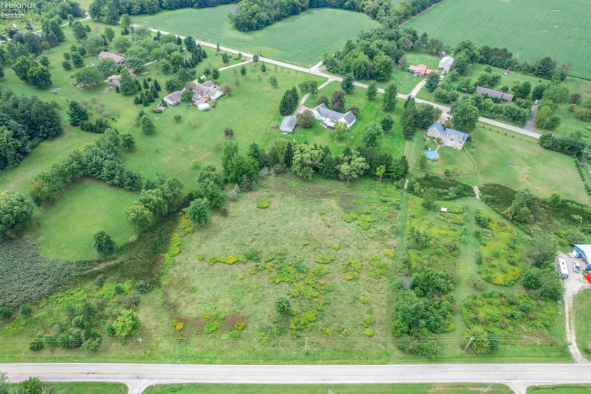 12201 Green Road, Wakeman, 44889, 3 Bedroom Bedrooms, ,3 BathroomBathrooms,Residential,For Sale,Green,20263463