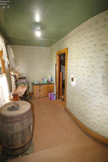 5144 State Route 113, Bellevue, 44811, 7 Bedroom Bedrooms, ,1 BathroomBathrooms,Residential,For Sale,State Route 113,20263106
