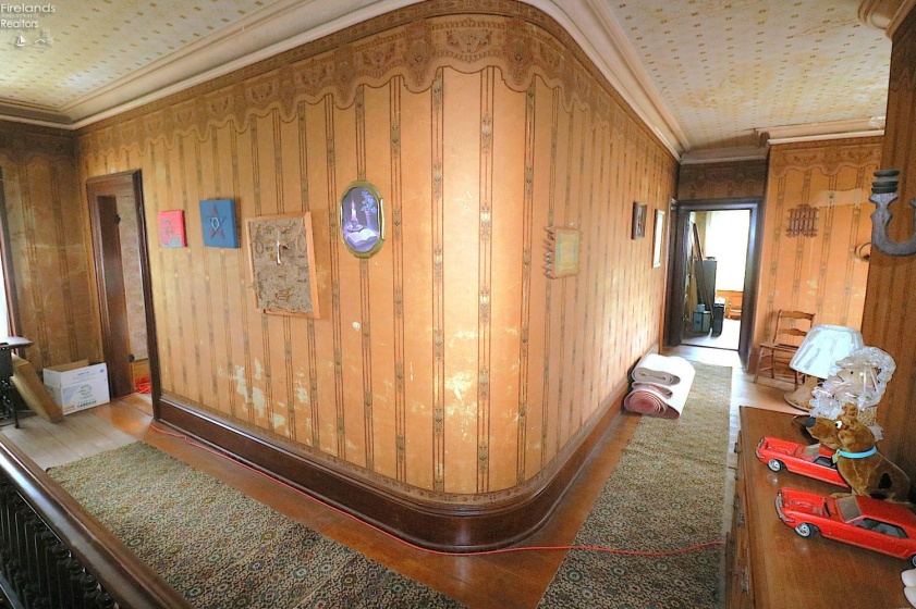 5144 State Route 113, Bellevue, 44811, 7 Bedroom Bedrooms, ,1 BathroomBathrooms,Residential,For Sale,State Route 113,20263106