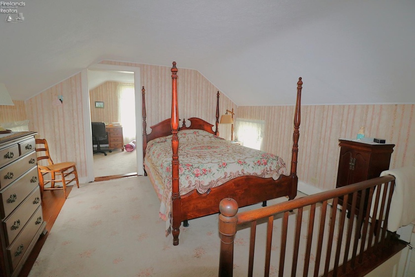 5144 State Route 113, Bellevue, 44811, 7 Bedroom Bedrooms, ,1 BathroomBathrooms,Residential,For Sale,State Route 113,20263106