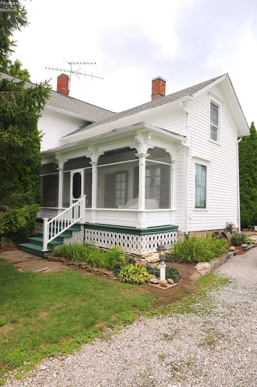 5144 State Route 113, Bellevue, 44811, 7 Bedroom Bedrooms, ,1 BathroomBathrooms,Residential,For Sale,State Route 113,20263106