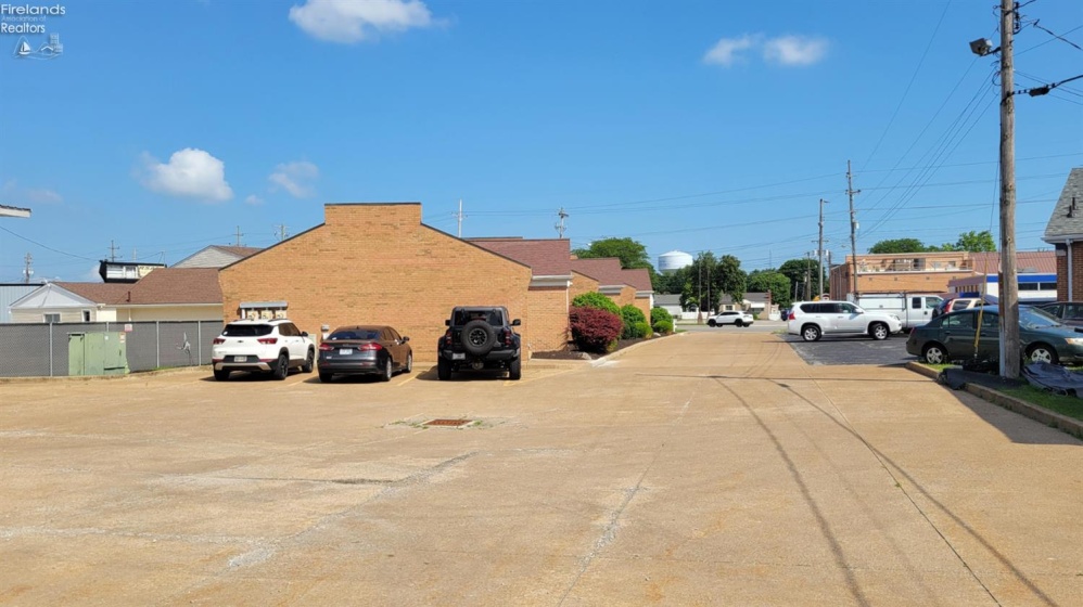 118 Perkins Avenue, Sandusky, 44870, ,Commercial,For Sale,Perkins,20263461