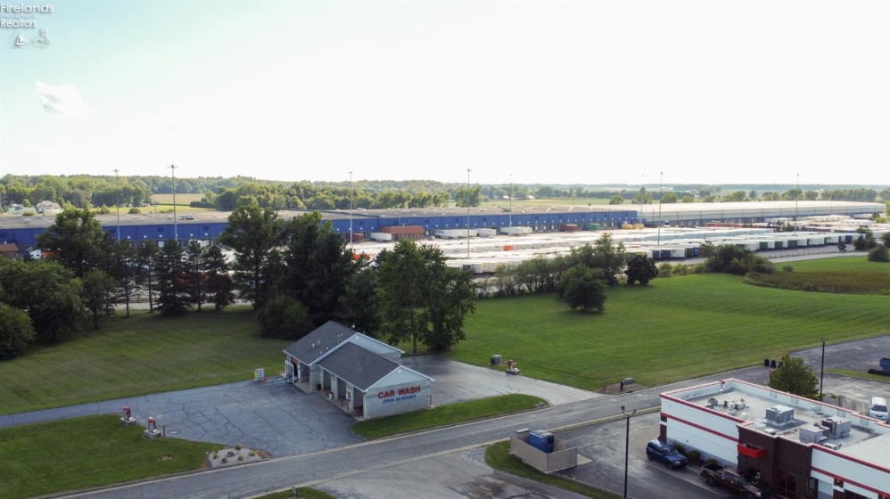 1005 McPherson Highway, Clyde, 43410, ,Commercial,For Sale,McPherson,20263447