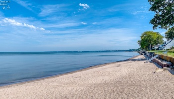 411 Gateway Boulevard, Huron, 44839, 5 Bedroom Bedrooms, ,3 BathroomBathrooms,Residential,For Sale,Gateway,20263499