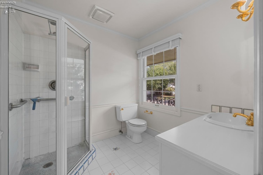411 Gateway Boulevard, Huron, 44839, 5 Bedroom Bedrooms, ,3 BathroomBathrooms,Residential,For Sale,Gateway,20263499