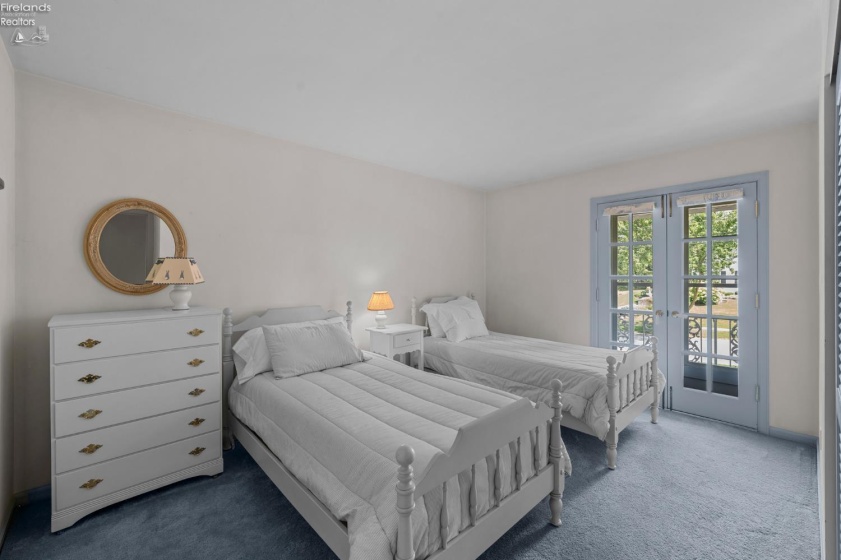 411 Gateway Boulevard, Huron, 44839, 5 Bedroom Bedrooms, ,3 BathroomBathrooms,Residential,For Sale,Gateway,20263499