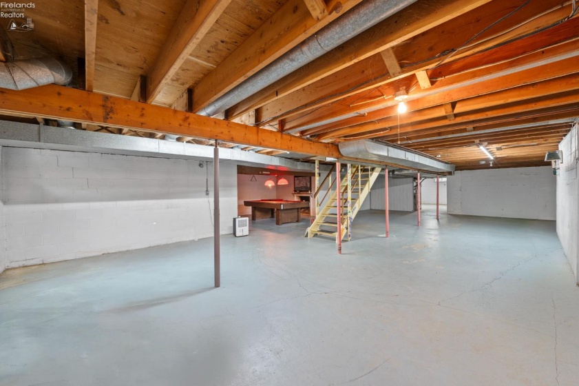 411 Gateway Boulevard, Huron, 44839, 5 Bedroom Bedrooms, ,3 BathroomBathrooms,Residential,For Sale,Gateway,20263499