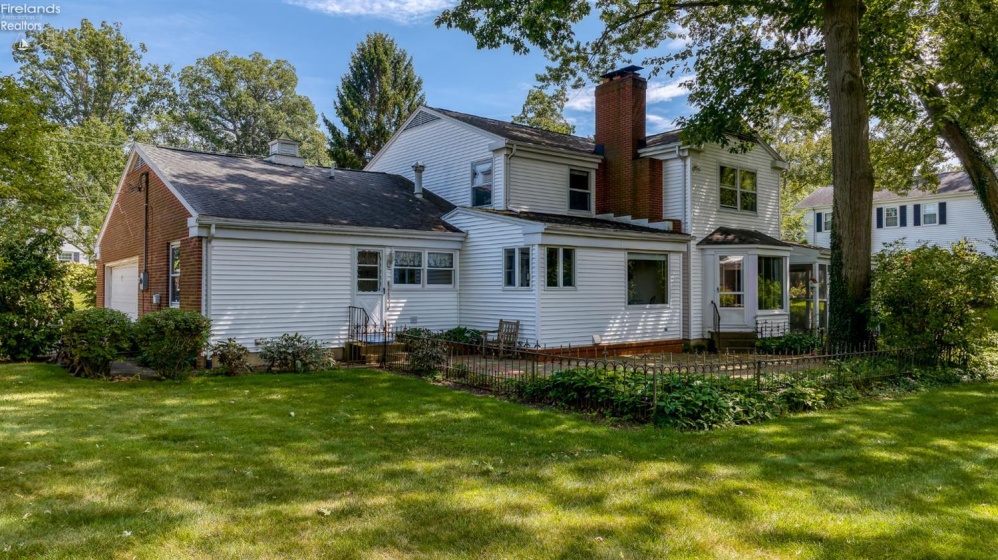 411 Gateway Boulevard, Huron, 44839, 5 Bedroom Bedrooms, ,3 BathroomBathrooms,Residential,For Sale,Gateway,20263499