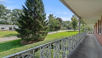 411 Gateway Boulevard, Huron, 44839, 5 Bedroom Bedrooms, ,3 BathroomBathrooms,Residential,For Sale,Gateway,20263499