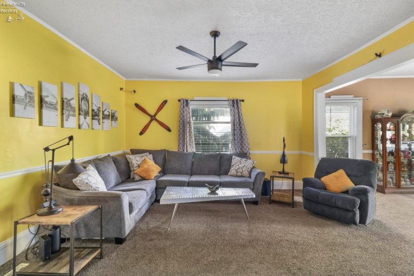 213 Buckeye Street, Clyde, 43410, 5 Bedroom Bedrooms, ,2 BathroomBathrooms,Residential,For Sale,Buckeye,20263250