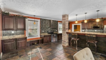 213 Buckeye Street, Clyde, 43410, 5 Bedroom Bedrooms, ,2 BathroomBathrooms,Residential,For Sale,Buckeye,20263250