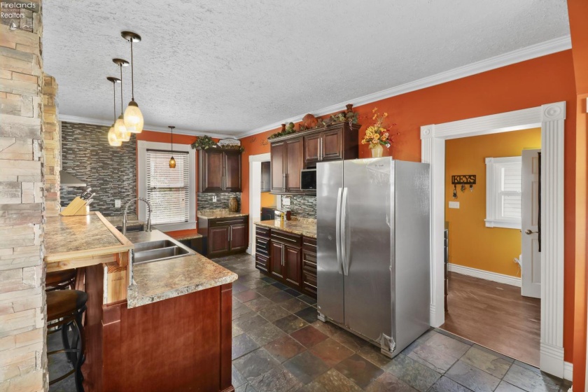 213 Buckeye Street, Clyde, 43410, 5 Bedroom Bedrooms, ,2 BathroomBathrooms,Residential,For Sale,Buckeye,20263250