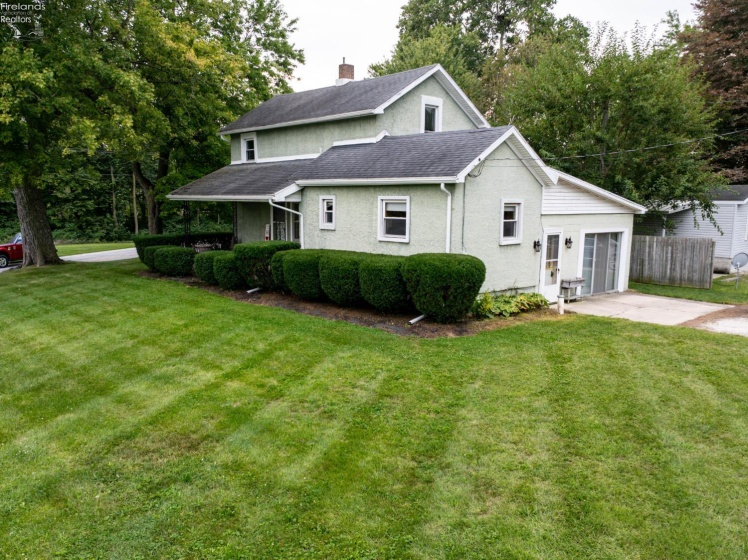 1374 Tiffin Road, Fremont, 43420, 3 Bedroom Bedrooms, ,2 BathroomBathrooms,Residential,For Sale,Tiffin Road,20263454