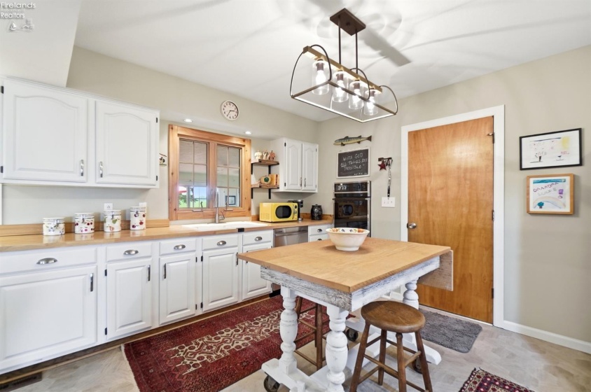3587 CR 170, Fremont, 43420, 3 Bedroom Bedrooms, ,2 BathroomBathrooms,Residential,For Sale,CR 170,20263503