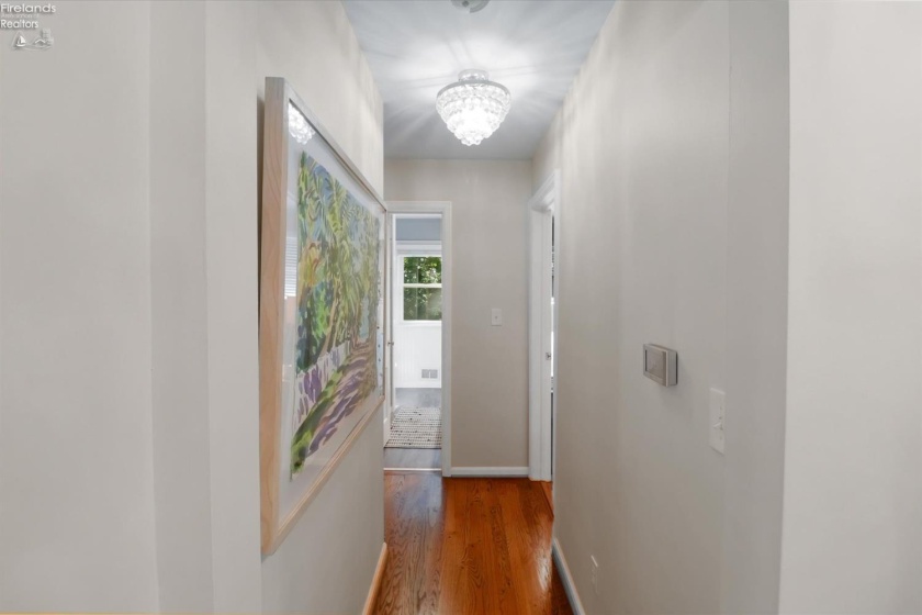 7 Parkwood Drive, Bowling Green, 43402, 4 Bedroom Bedrooms, ,2 BathroomBathrooms,Residential,For Sale,Parkwood,20263466