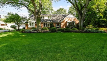 7 Parkwood Drive, Bowling Green, 43402, 4 Bedroom Bedrooms, ,2 BathroomBathrooms,Residential,For Sale,Parkwood,20263466 7 Parkwood Drive, Bowling Green, 43402, 4 Bedroom Bedrooms, ,2 BathroomBathrooms,Residential,For Sale,Parkwood,20263466