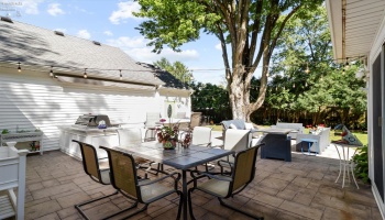 7 Parkwood Drive, Bowling Green, 43402, 4 Bedroom Bedrooms, ,2 BathroomBathrooms,Residential,For Sale,Parkwood,20263466 7 Parkwood Drive, Bowling Green, 43402, 4 Bedroom Bedrooms, ,2 BathroomBathrooms,Residential,For Sale,Parkwood,20263466