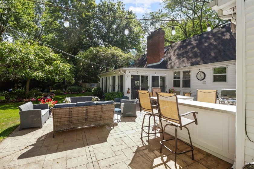 7 Parkwood Drive, Bowling Green, 43402, 4 Bedroom Bedrooms, ,2 BathroomBathrooms,Residential,For Sale,Parkwood,20263466