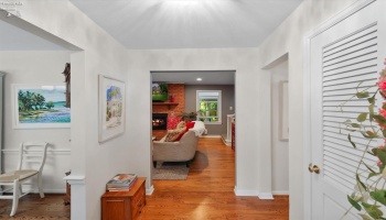 7 Parkwood Drive, Bowling Green, 43402, 4 Bedroom Bedrooms, ,2 BathroomBathrooms,Residential,For Sale,Parkwood,20263466 7 Parkwood Drive, Bowling Green, 43402, 4 Bedroom Bedrooms, ,2 BathroomBathrooms,Residential,For Sale,Parkwood,20263466