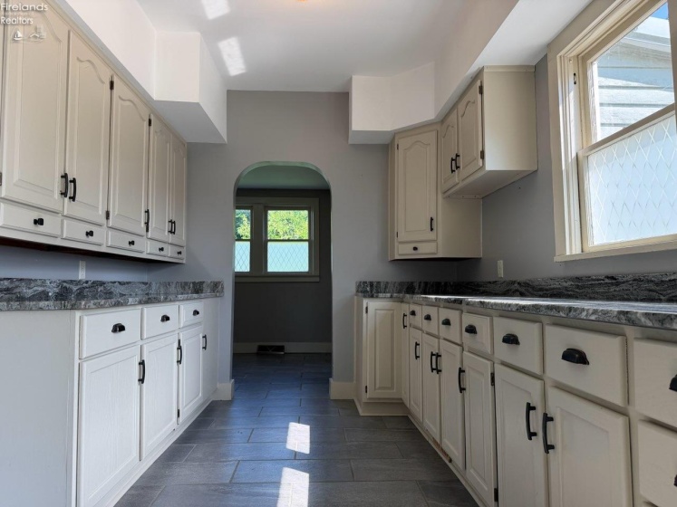 32 Townsend Street, Greenwich, 44837, 3 Bedroom Bedrooms, ,2 BathroomBathrooms,Residential,For Sale,Townsend,20263528