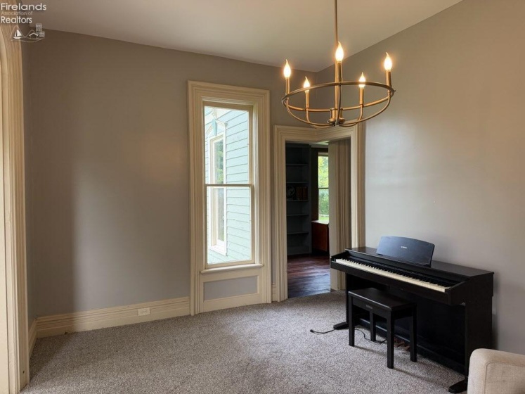 32 Townsend Street, Greenwich, 44837, 3 Bedroom Bedrooms, ,2 BathroomBathrooms,Residential,For Sale,Townsend,20263528