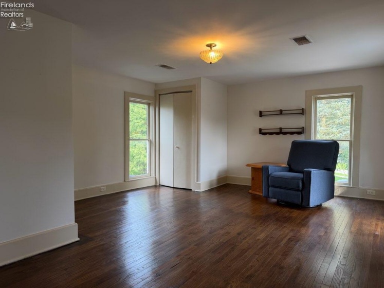 32 Townsend Street, Greenwich, 44837, 3 Bedroom Bedrooms, ,2 BathroomBathrooms,Residential,For Sale,Townsend,20263528
