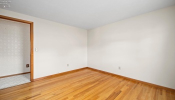 2823 Pease Lane, Sandusky, 44870, 3 Bedroom Bedrooms, ,2 BathroomBathrooms,Residential,For Sale,Pease,20263501