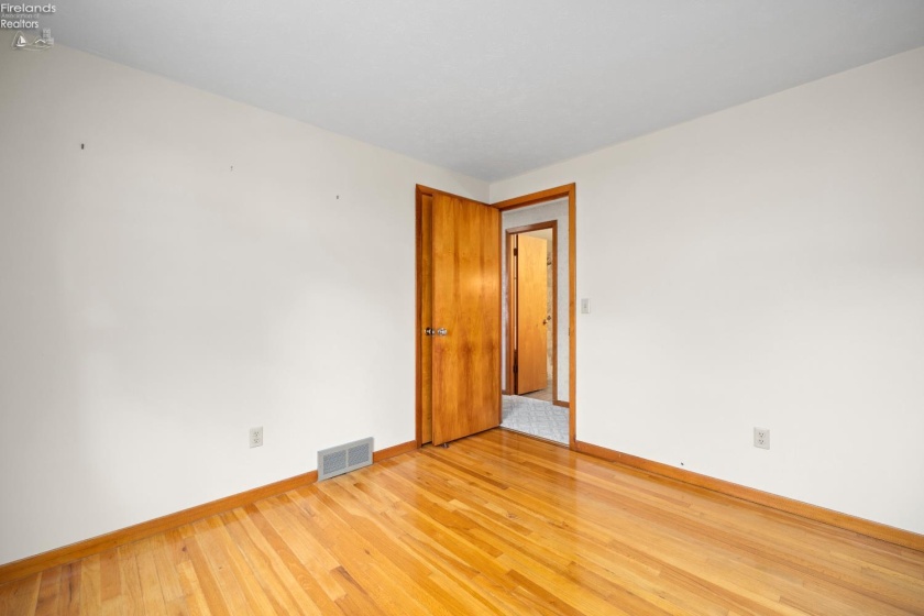 2823 Pease Lane, Sandusky, 44870, 3 Bedroom Bedrooms, ,2 BathroomBathrooms,Residential,For Sale,Pease,20263501