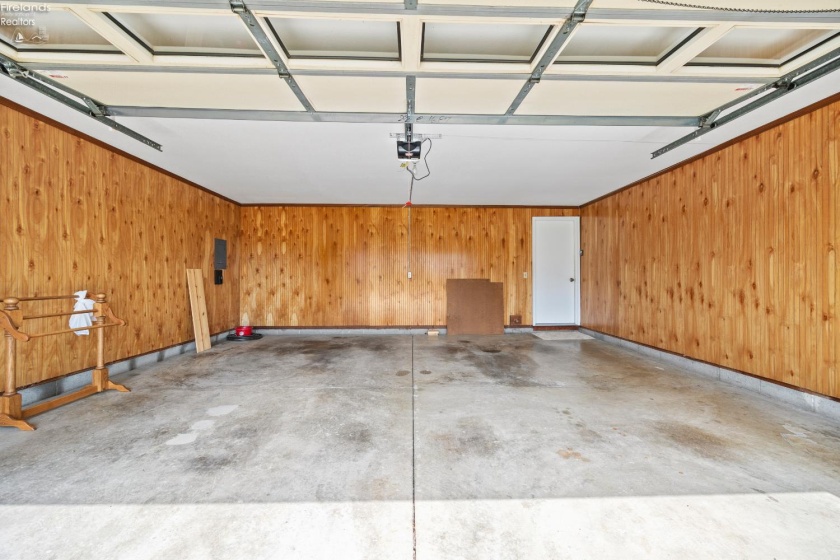 2823 Pease Lane, Sandusky, 44870, 3 Bedroom Bedrooms, ,2 BathroomBathrooms,Residential,For Sale,Pease,20263501