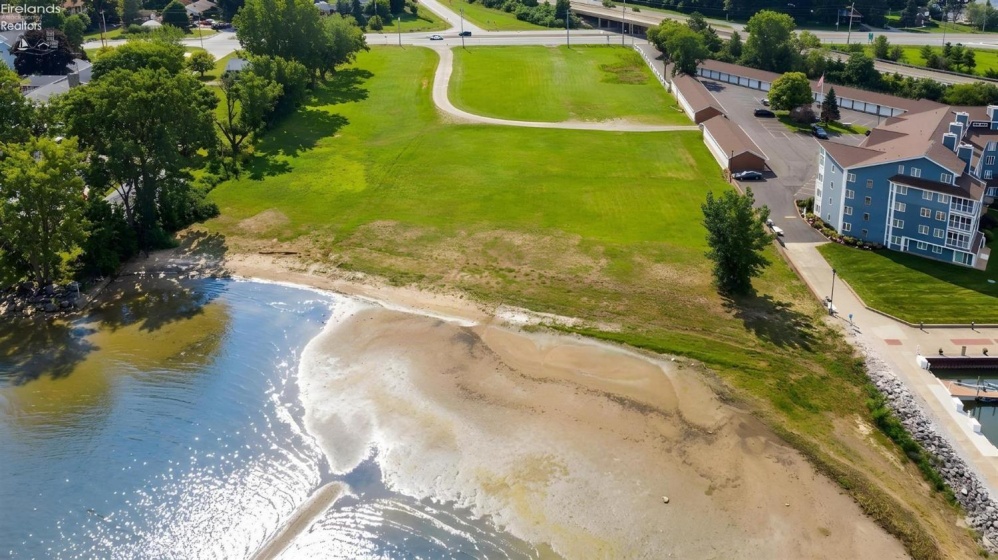 1923 Harbor Road, Port Clinton, 43452, ,Land,For Sale,Harbor,20263548