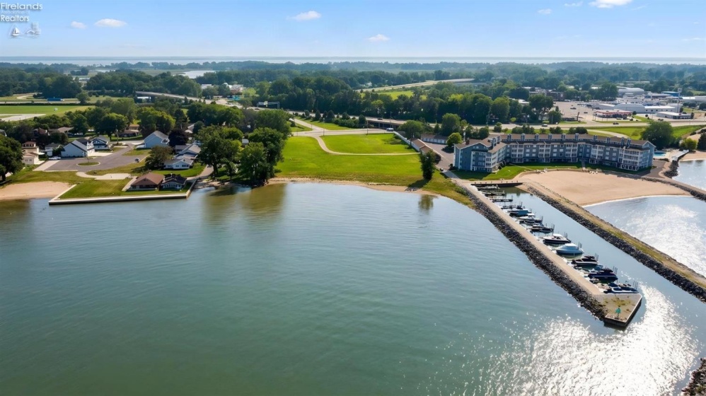 1923 Harbor Road, Port Clinton, 43452, ,Land,For Sale,Harbor,20263548