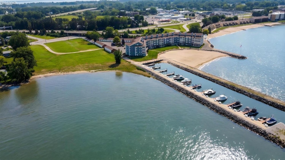1923 Harbor Road, Port Clinton, 43452, ,Land,For Sale,Harbor,20263548