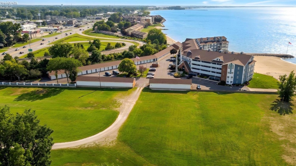 1923 Harbor Road, Port Clinton, 43452, ,Land,For Sale,Harbor,20263548