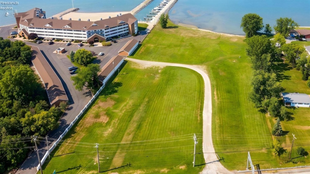1923 Harbor Road, Port Clinton, 43452, ,Land,For Sale,Harbor,20263548