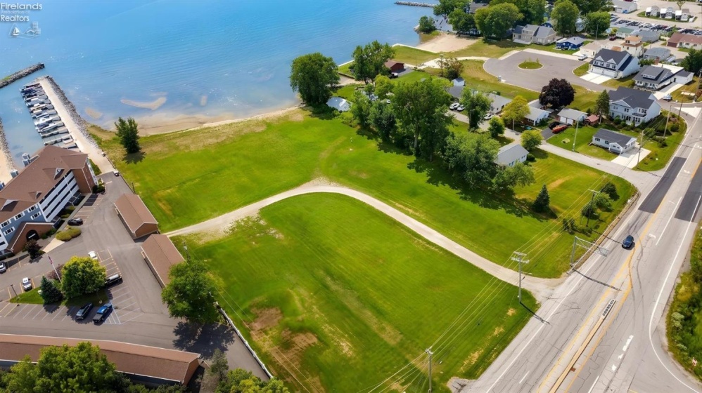 1923 Harbor Road, Port Clinton, 43452, ,Land,For Sale,Harbor,20263548