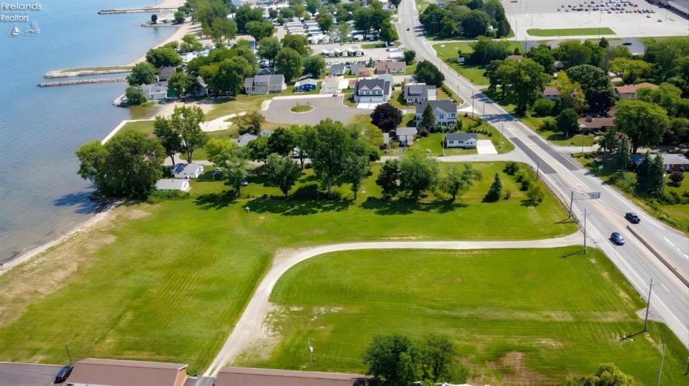 1923 Harbor Road, Port Clinton, 43452, ,Land,For Sale,Harbor,20263548