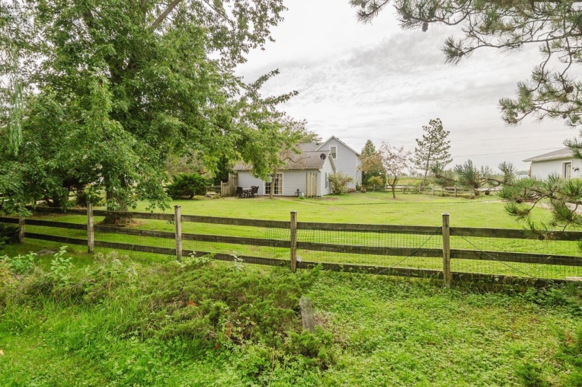 5821 Benton Carroll Road, Oak Harbor, 43449, 2 Bedroom Bedrooms, ,1 BathroomBathrooms,Residential,For Sale,Benton Carroll,20263398