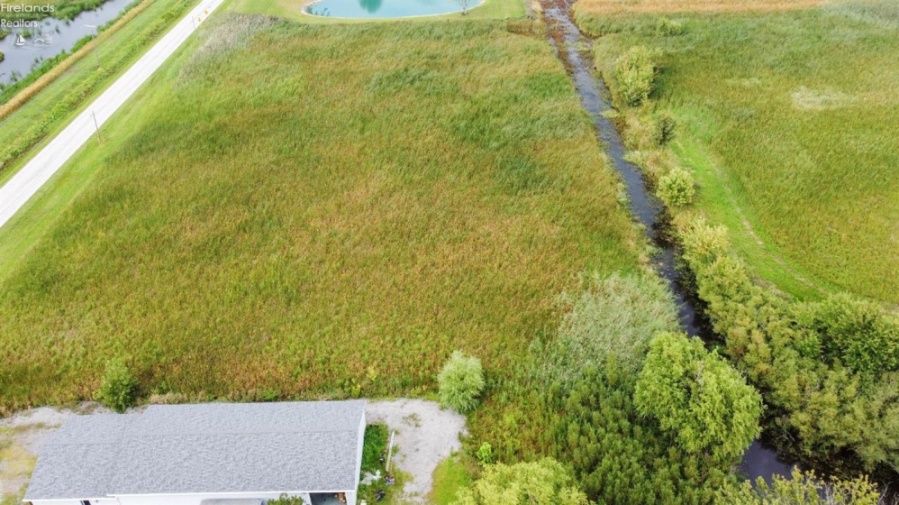 5821 Benton Carroll Road, Oak Harbor, 43449, 2 Bedroom Bedrooms, ,1 BathroomBathrooms,Residential,For Sale,Benton Carroll,20263398