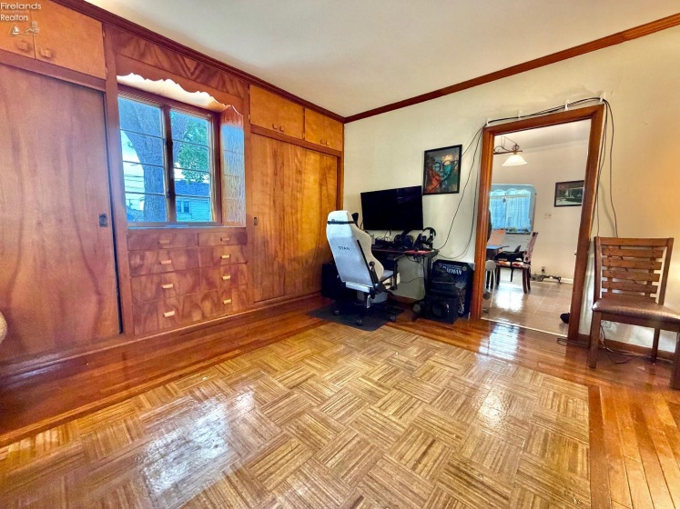 410 Wood Street, Fremont, 43420, 4 Bedroom Bedrooms, ,1 BathroomBathrooms,Residential,For Sale,Wood,20263514