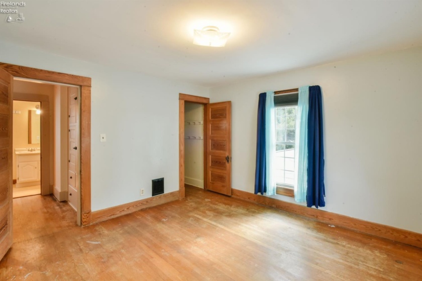 126 Euclid Avenue, Bellevue, 44811, 3 Bedroom Bedrooms, ,1 BathroomBathrooms,Residential,For Sale,Euclid,20263415