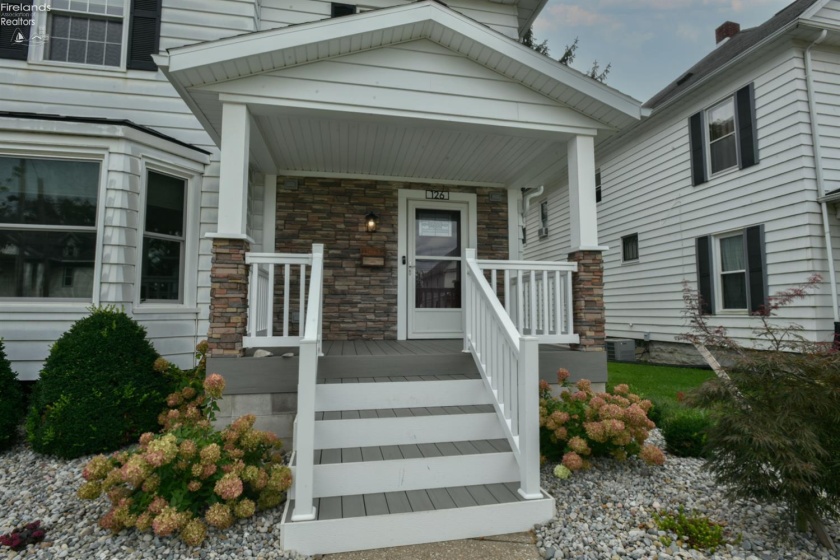 126 Euclid Avenue, Bellevue, 44811, 3 Bedroom Bedrooms, ,1 BathroomBathrooms,Residential,For Sale,Euclid,20263415
