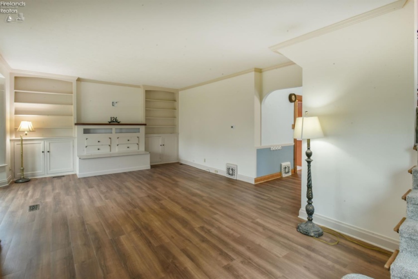 126 Euclid Avenue, Bellevue, 44811, 3 Bedroom Bedrooms, ,1 BathroomBathrooms,Residential,For Sale,Euclid,20263415