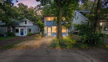 545 Central Avenue, Lakeside, 43440, 2 Bedroom Bedrooms, ,1 BathroomBathrooms,Residential,For Sale,Central,20263550